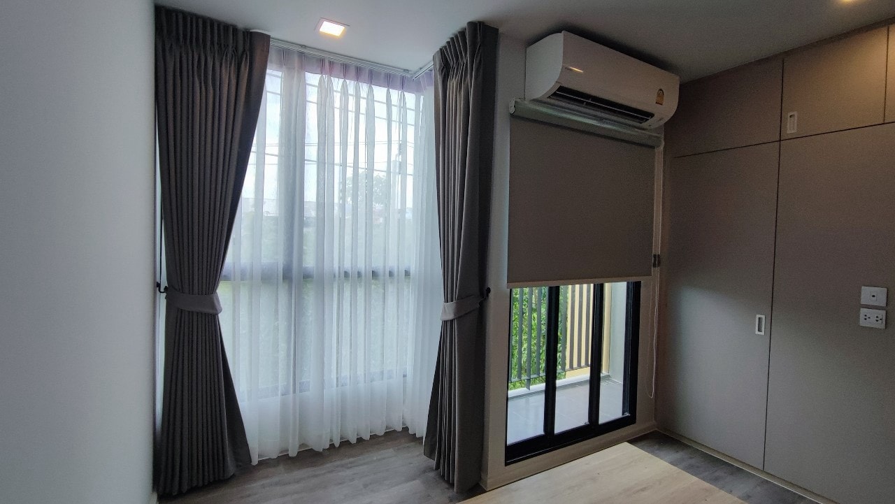 ผลงานติดตั้งผ้าม่าน คอนโด Atmoz รัชดา-ห้วยขวาง รูปที่ 3